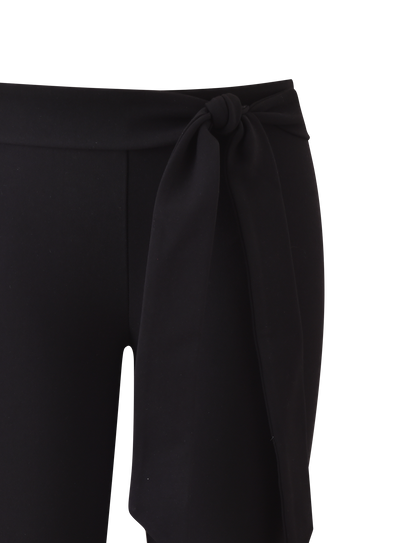 PILAR CAPRI - BLACK